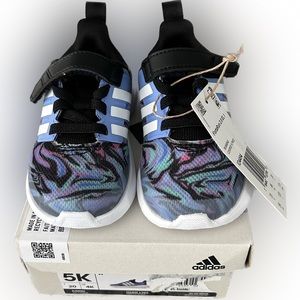 NWT Children’s Adidas sneakers